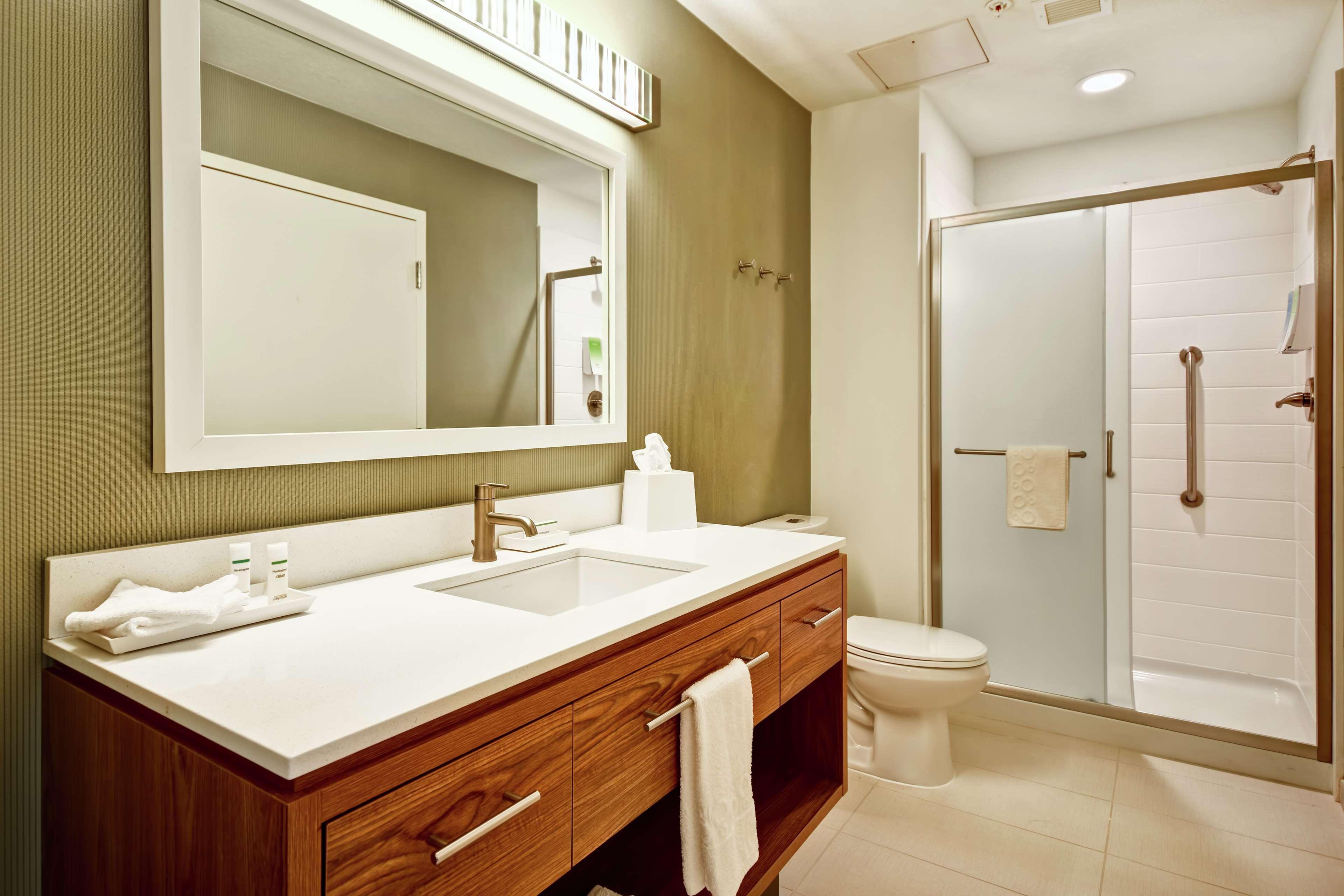 Express & Smyrna-nashville Area By Ihg