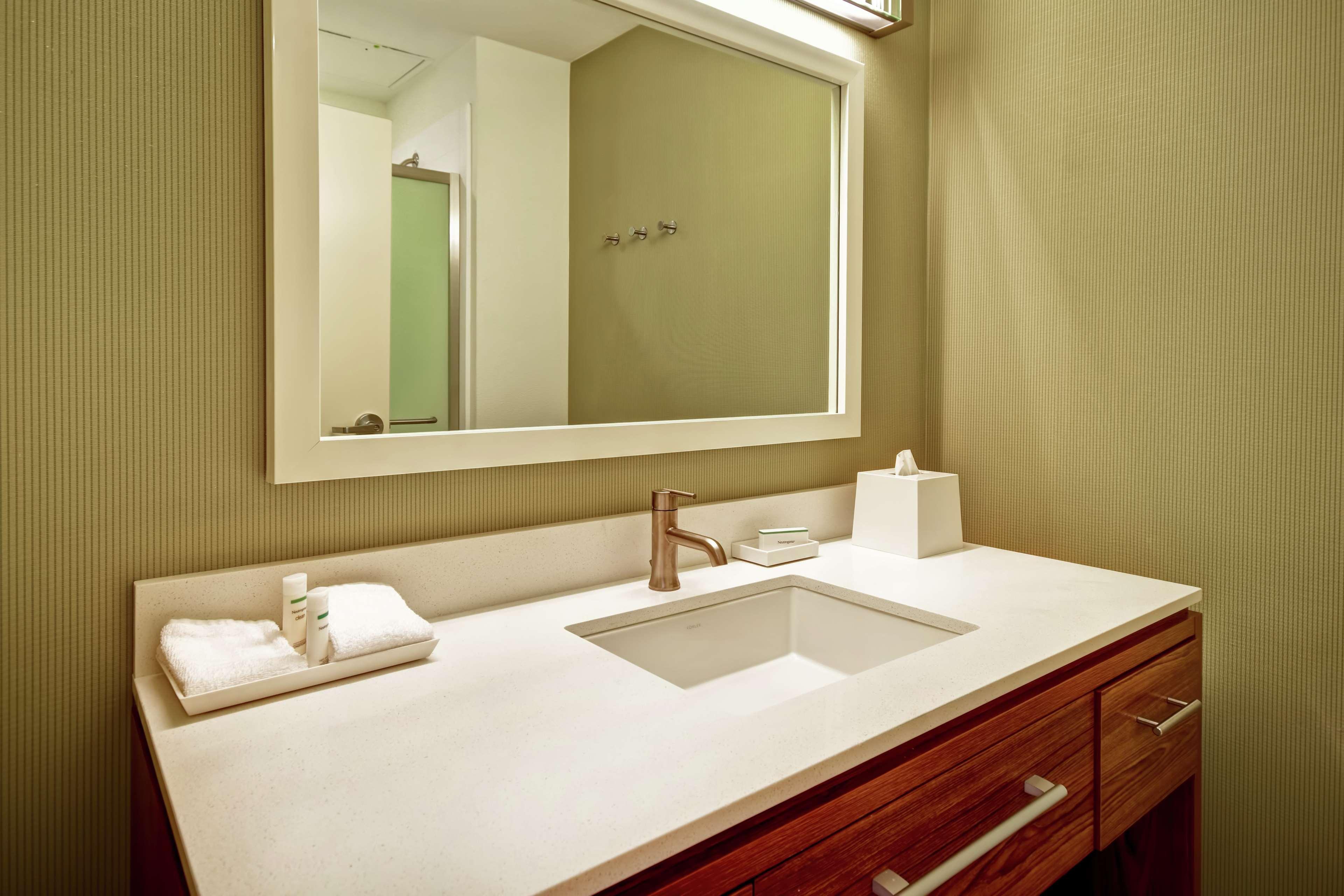 Hotel Express & Smyrna-nashville Area By Ihg